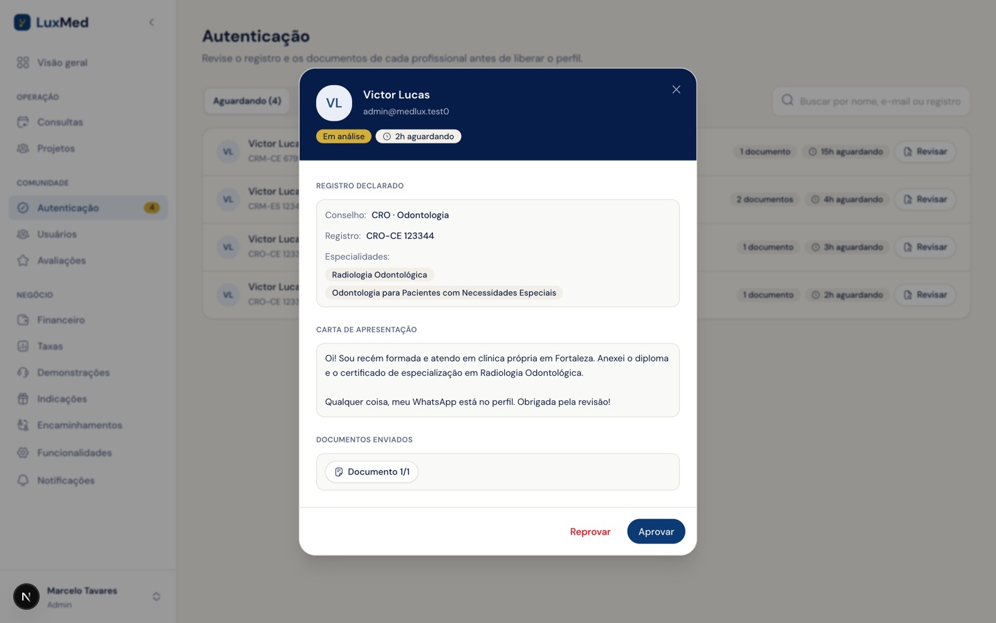 Modal de revisão com conselho, registro, especialidades, carta de apresentação e o documento anexado