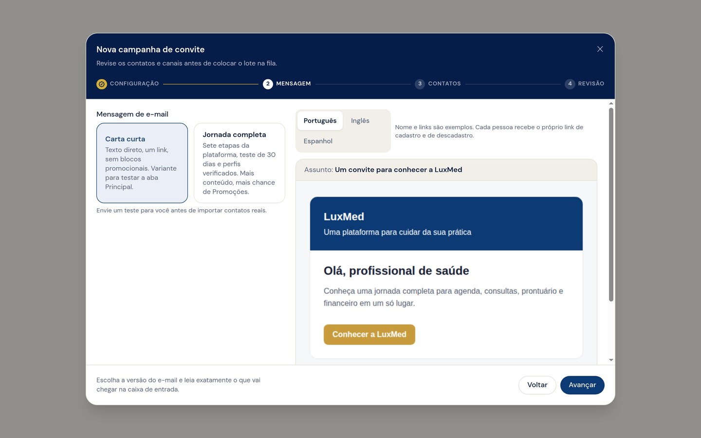 Escolha entre carta curta e jornada completa com o e-mail renderizado ao lado