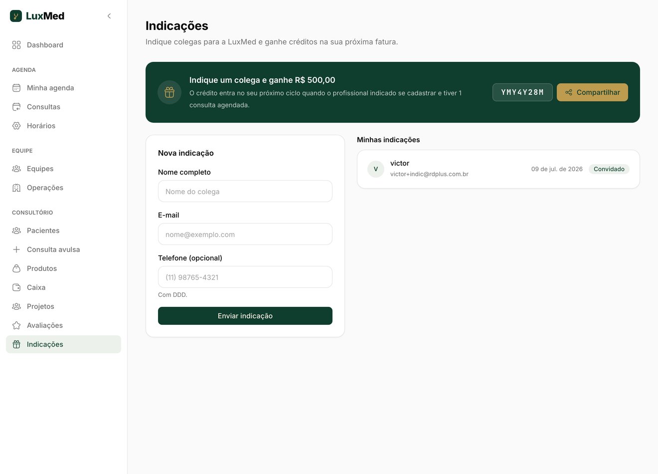 Painel de indicações com código compartilhável e lista de indicados