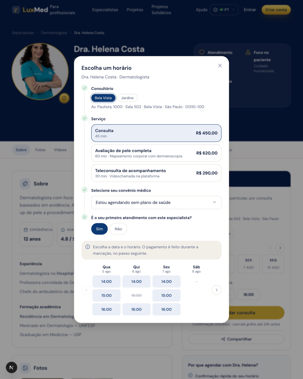 Cartão de agendamento com consultório, serviço, convênio e primeira consulta confirmados, faixa de datas livres e horários da data escolhida